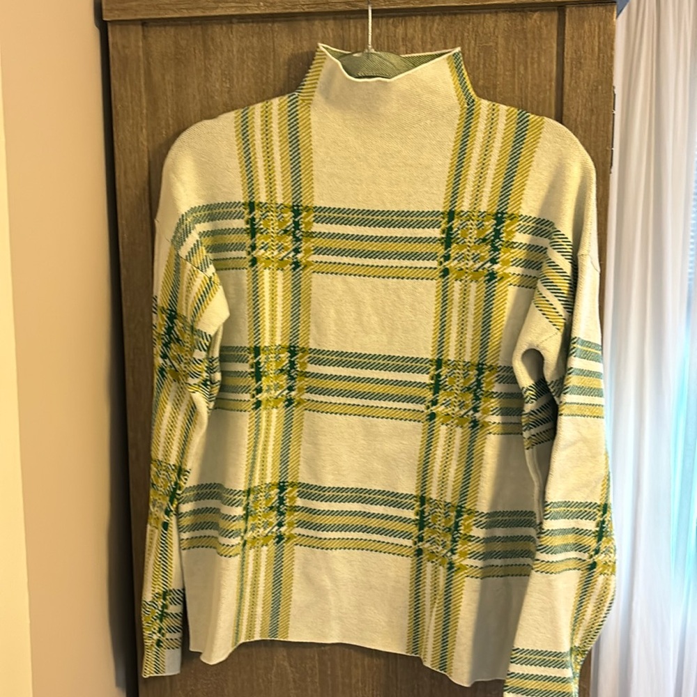 Tahari Sweater